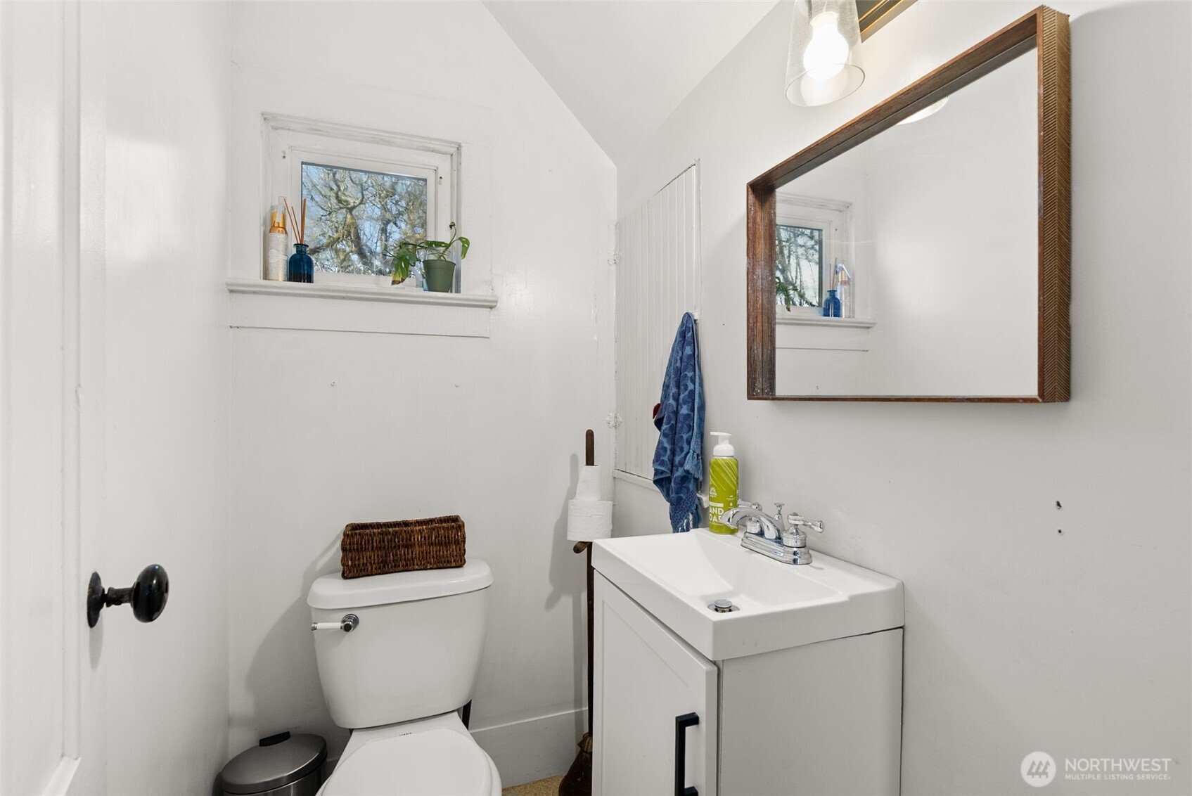 547 Ash Road , Satsop, WA 98583