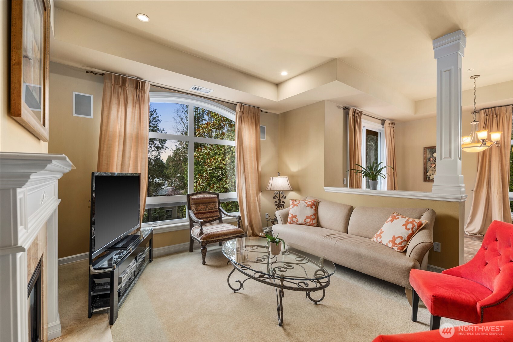 10398 NE 17th Street #305, Bellevue, WA 98004