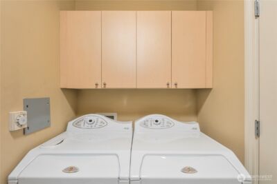 10398 NE 17th Street #305, Bellevue, WA 98004 - Photo 34