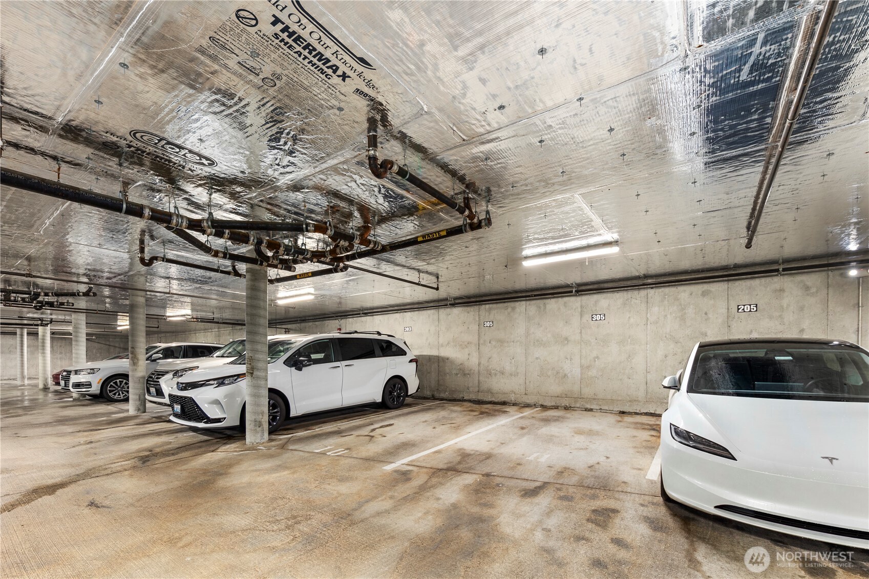 10398 NE 17th Street #305, Bellevue, WA 98004