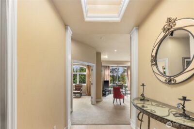 10398 NE 17th Street #305, Bellevue, WA 98004 - Photo 9