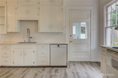 424 8th Avenue W, Kirkland, WA 98033 - Photo 13