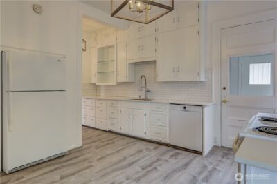 424 8th Avenue W, Kirkland, WA 98033 - Photo 14