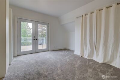 424 8th Avenue W, Kirkland, WA 98033 - Photo 22