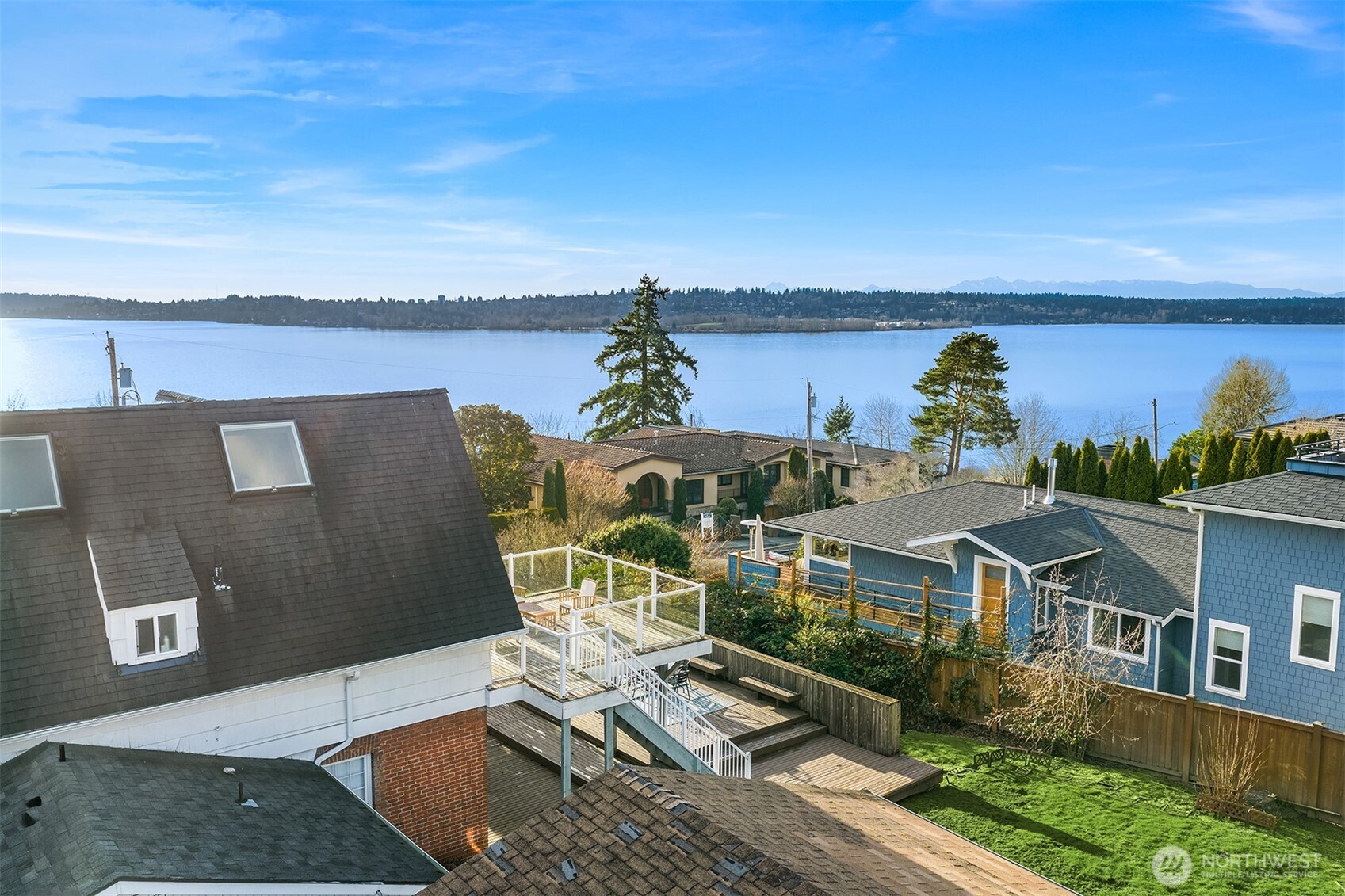 424 8th Avenue W, Kirkland, WA 98033