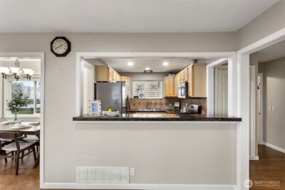 10205 Occidental Avenue S, Seattle, WA 98168 - Photo 14