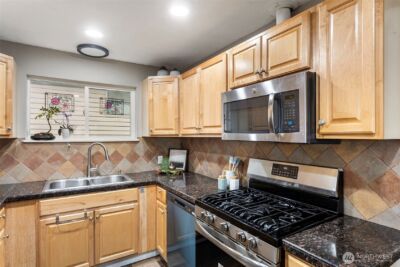 10205 Occidental Avenue S, Seattle, WA 98168 - Photo 16