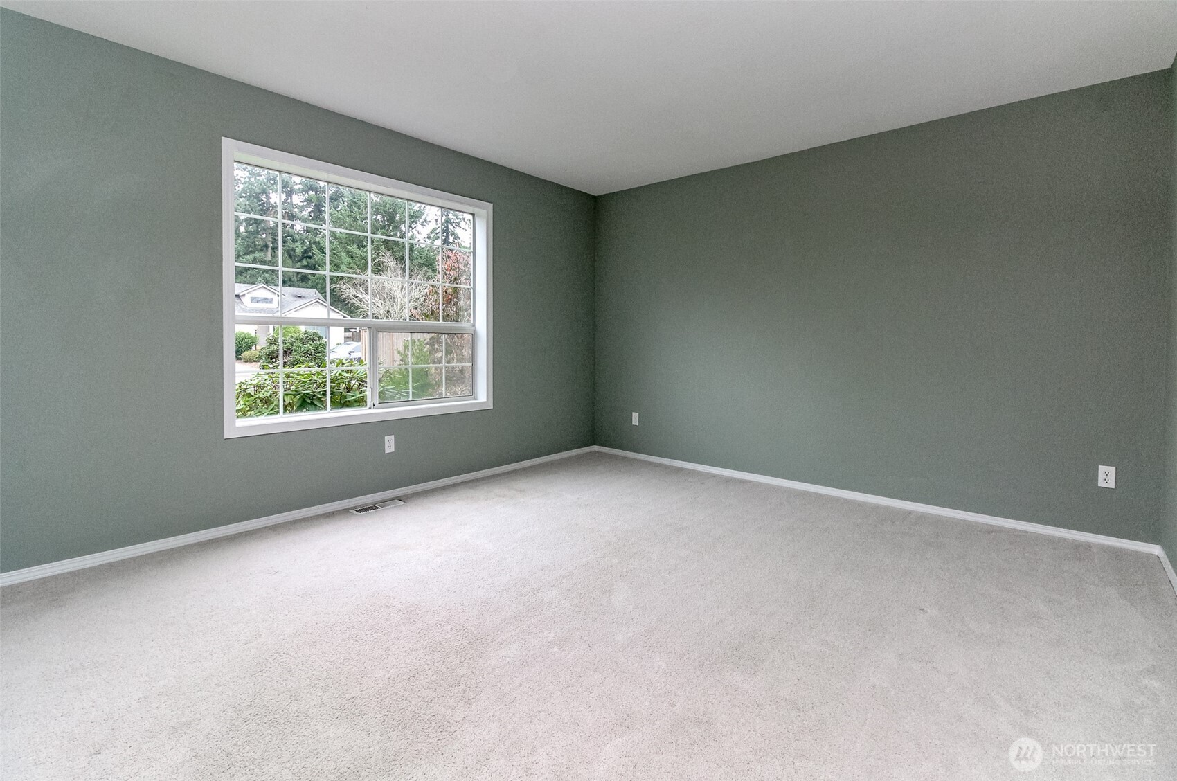 3020 E 240th Street Ct E, Spanaway, WA 98387