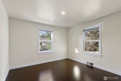 12046 12 Avenue NE, Seattle, WA 98125 - Photo 11