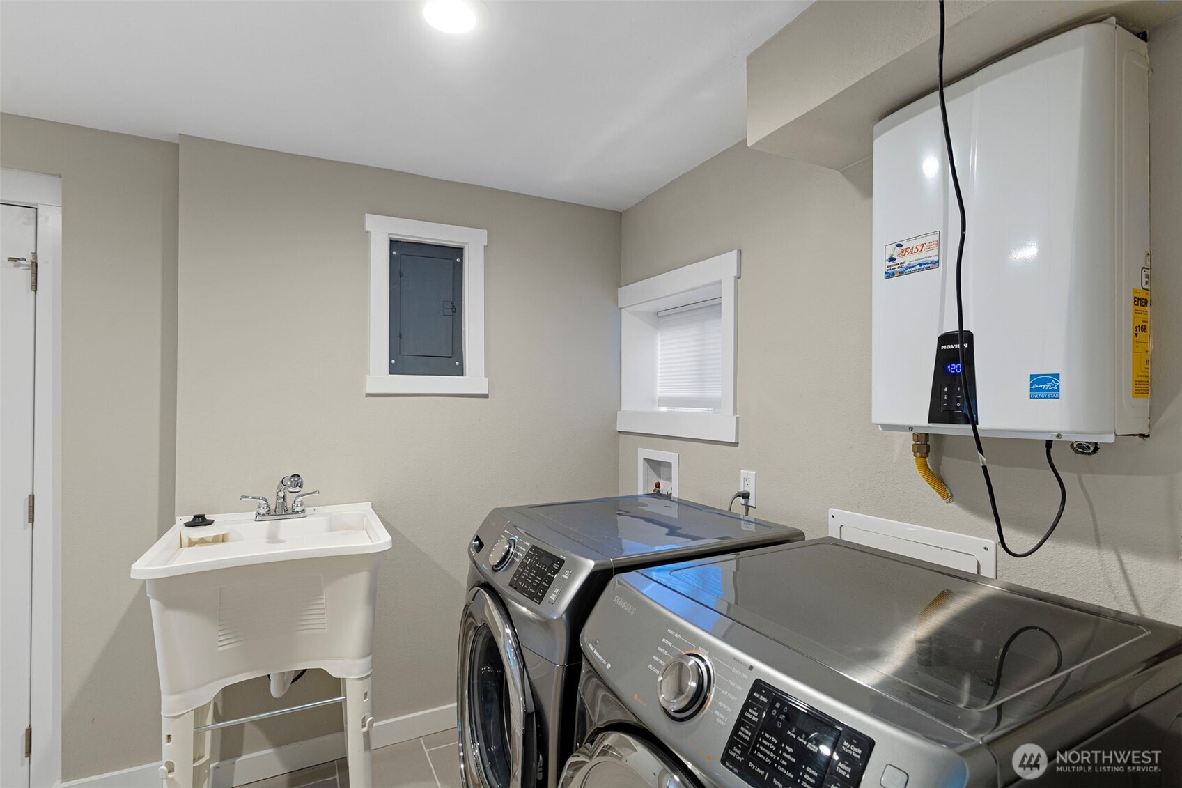 12046 12 Avenue NE, Seattle, WA 98125