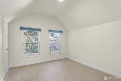 12046 12 Avenue NE, Seattle, WA 98125 - Photo 28