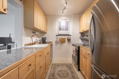 308 E Republican Street #508, Seattle, WA 98102 - Photo 12