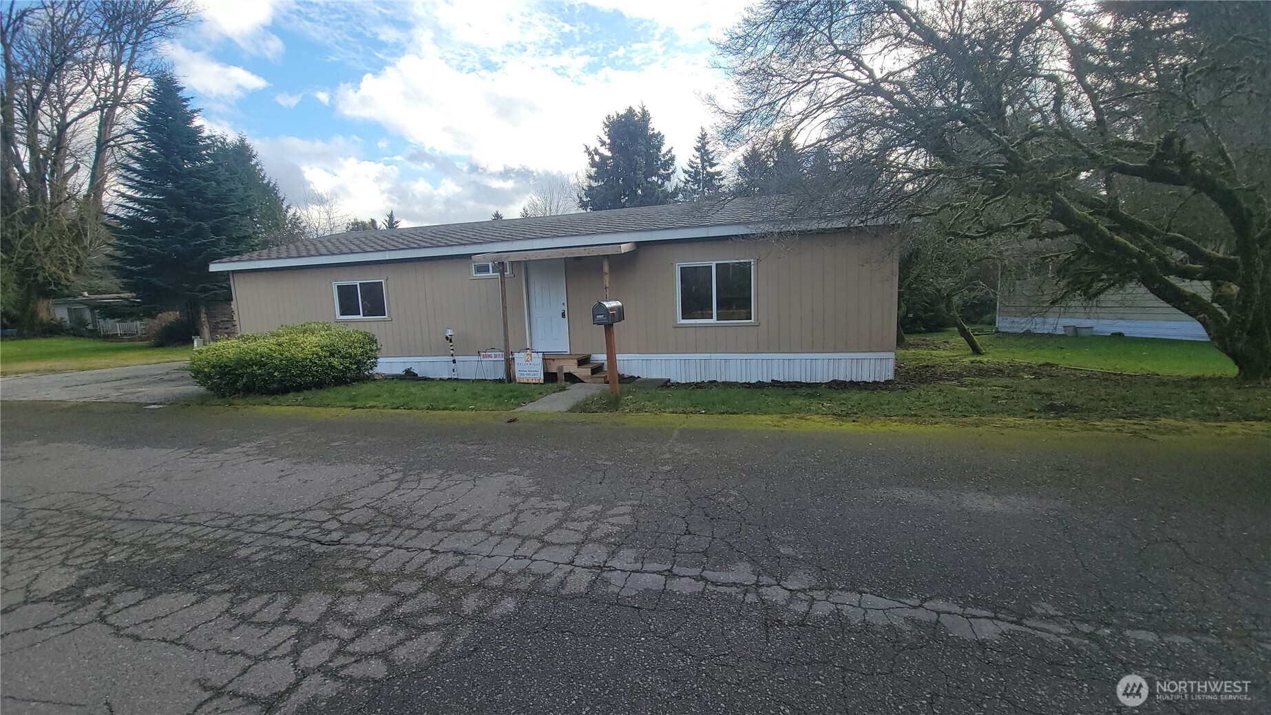 11517 155 Avenue SE, Renton, WA 98059