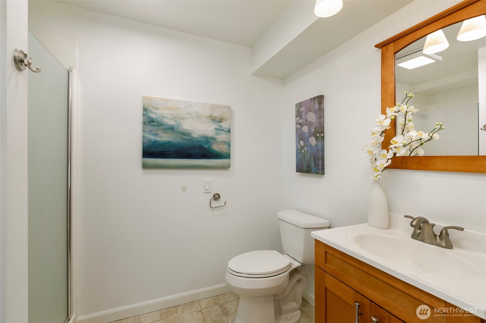 6001 60th Avenue NE, Seattle, WA 98115-7909