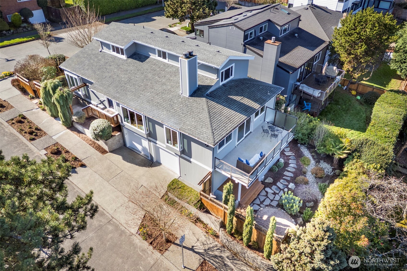 6001 60th Avenue NE, Seattle, WA 98115-7909