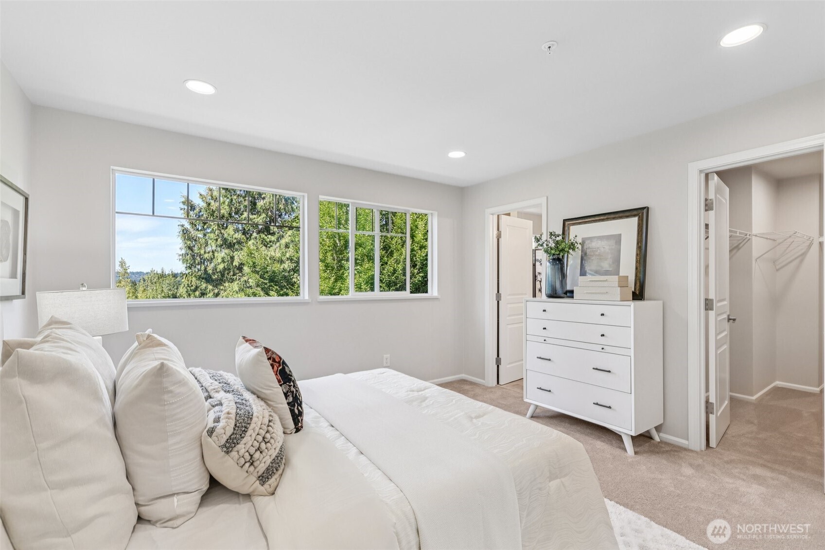 2840 139th Avenue SE #15, Bellevue, WA 98005