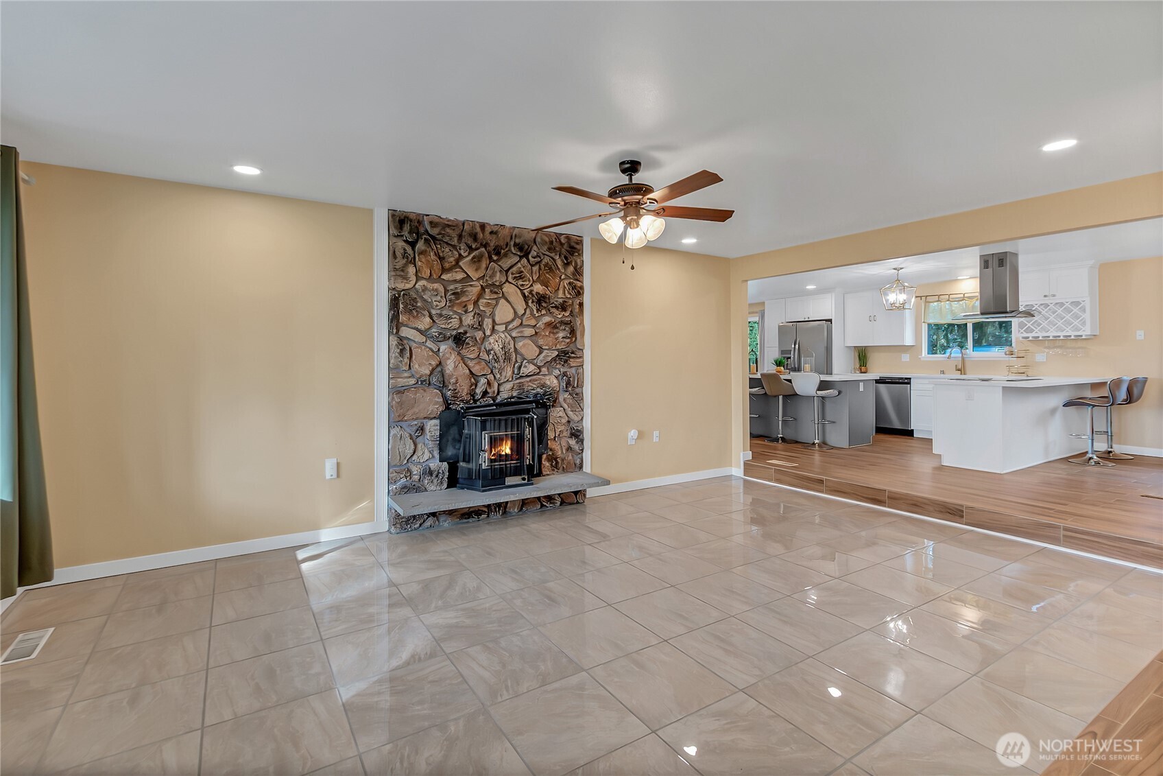 3205 192nd Street E, Tacoma, WA 98446