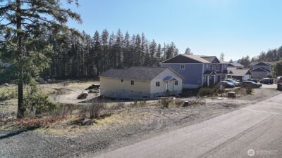 223 W B Street , Shelton, WA 98584 - Photo 10