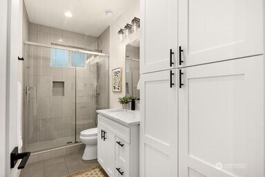 2411 SW 346th Street , Federal Way, WA 98023