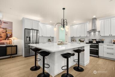 2411 SW 346th Street , Federal Way, WA 98023