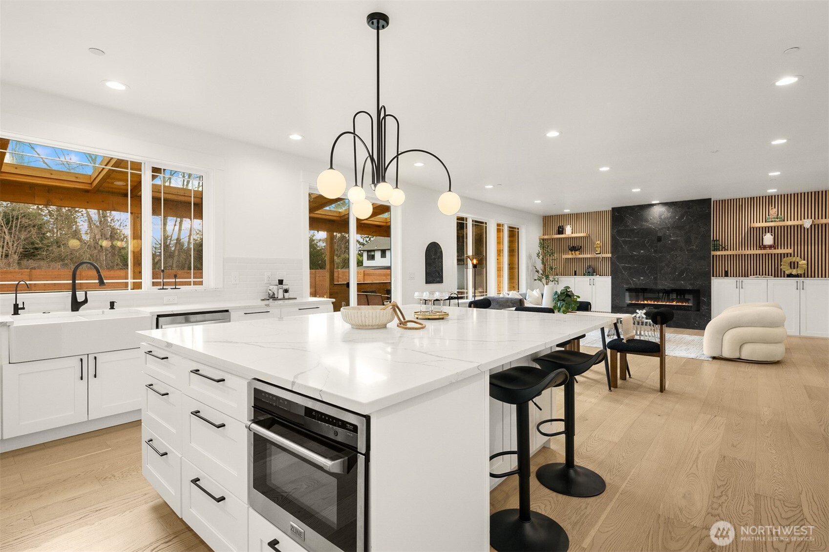 2411 SW 346th Street , Federal Way, WA 98023