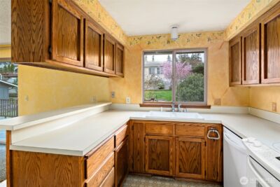 542 Dugualla Rd , Oak Harbor, WA 98277 - Photo 15