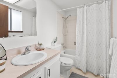 11305 W Ibberson Drive , Everett, WA 98208 - Photo 12