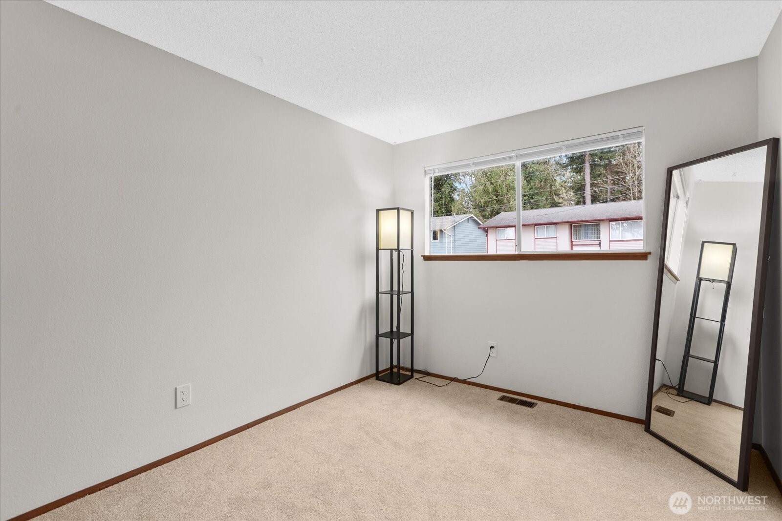 11305 W Ibberson Drive , Everett, WA 98208