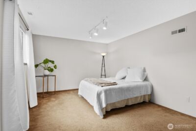 11305 W Ibberson Drive , Everett, WA 98208 - Photo 16