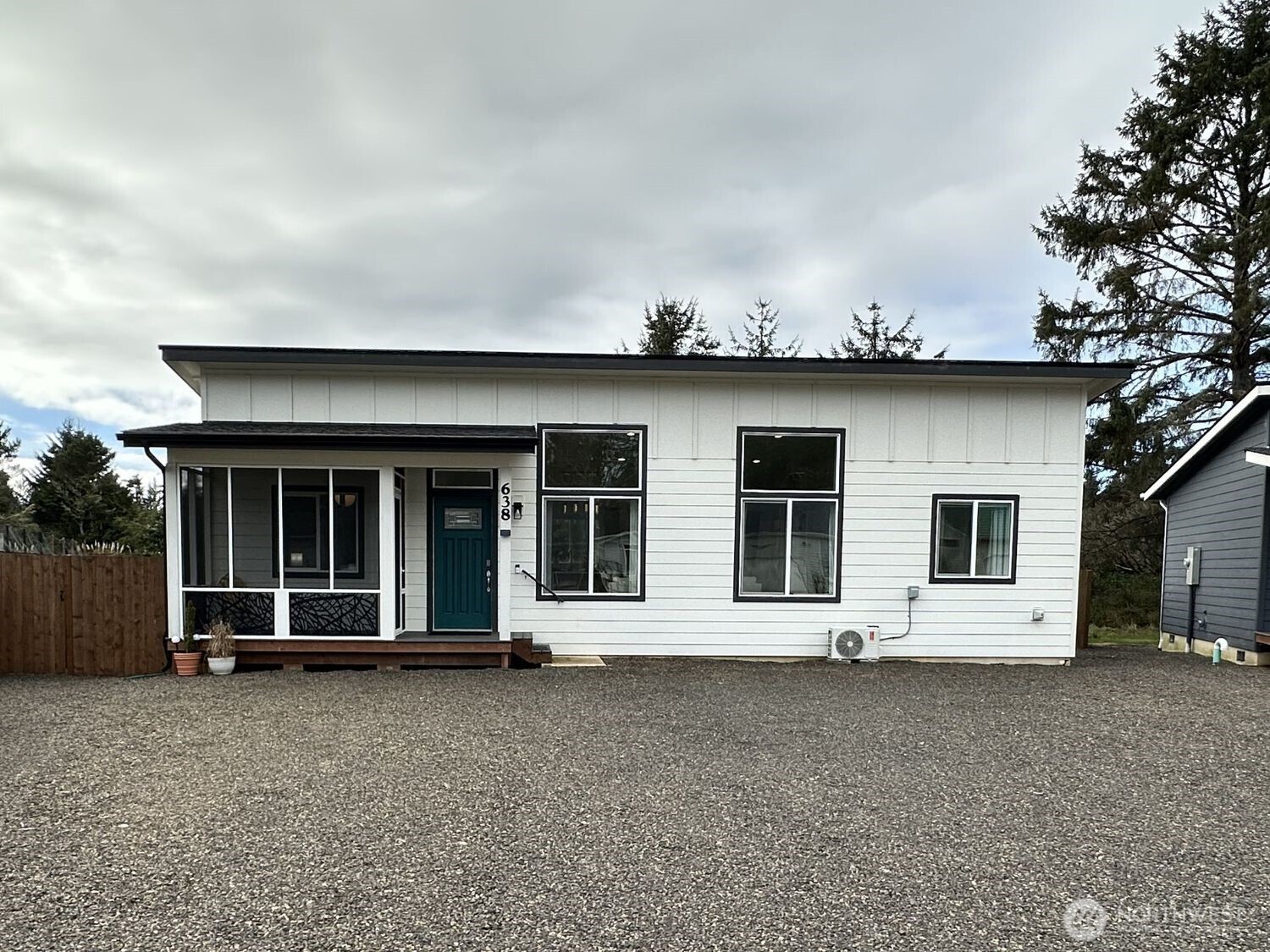 638 Rainbow Ct NE , Ocean Shores, WA 98569