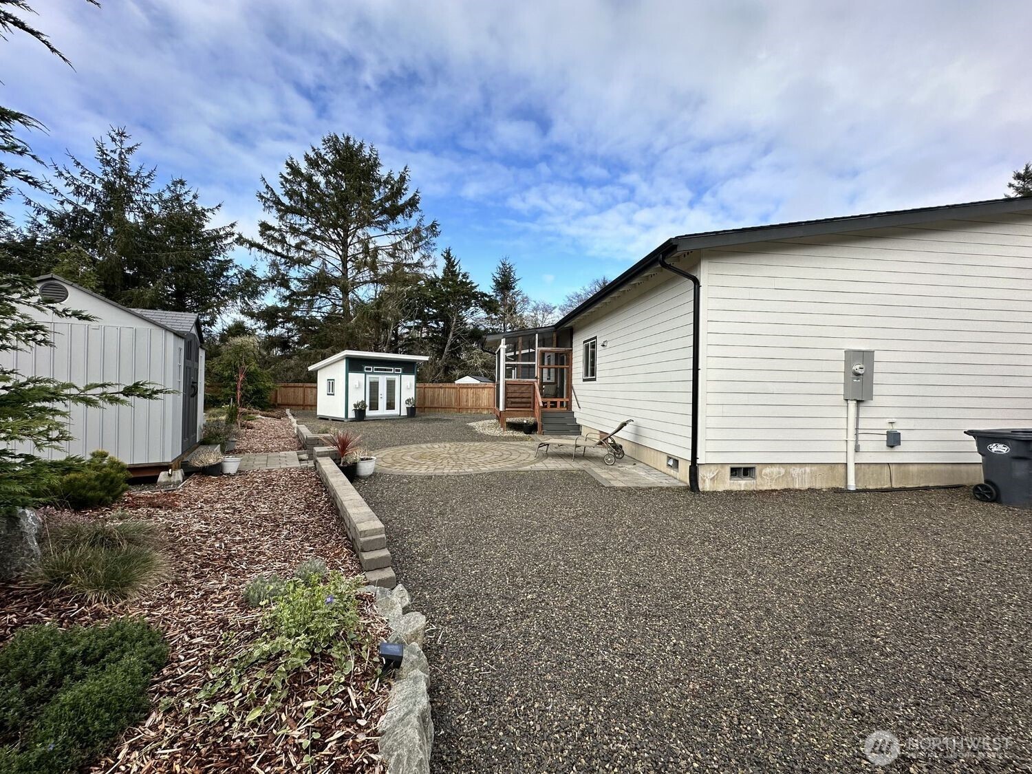 638 Rainbow Ct NE , Ocean Shores, WA 98569