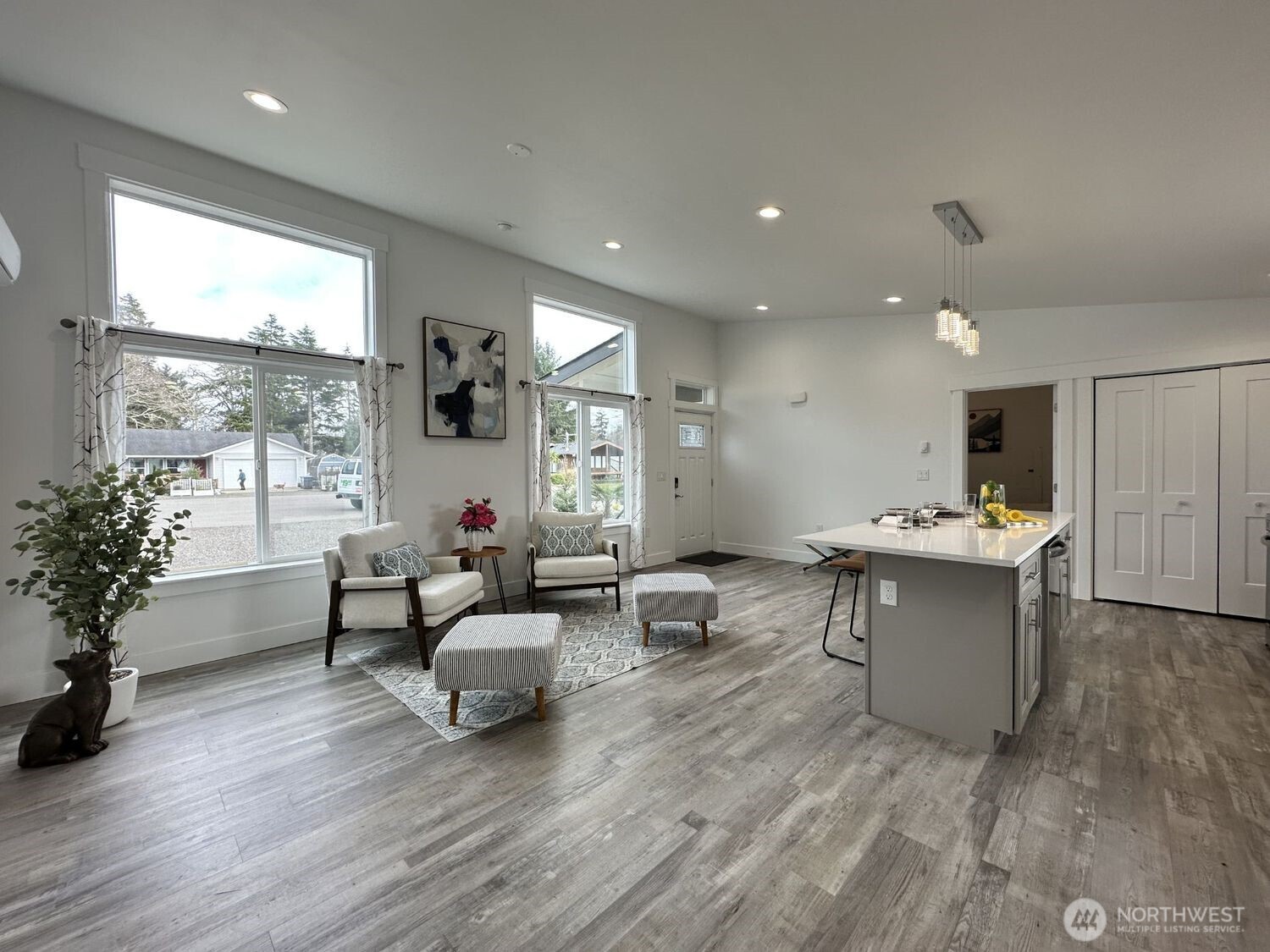 638 Rainbow Ct NE , Ocean Shores, WA 98569