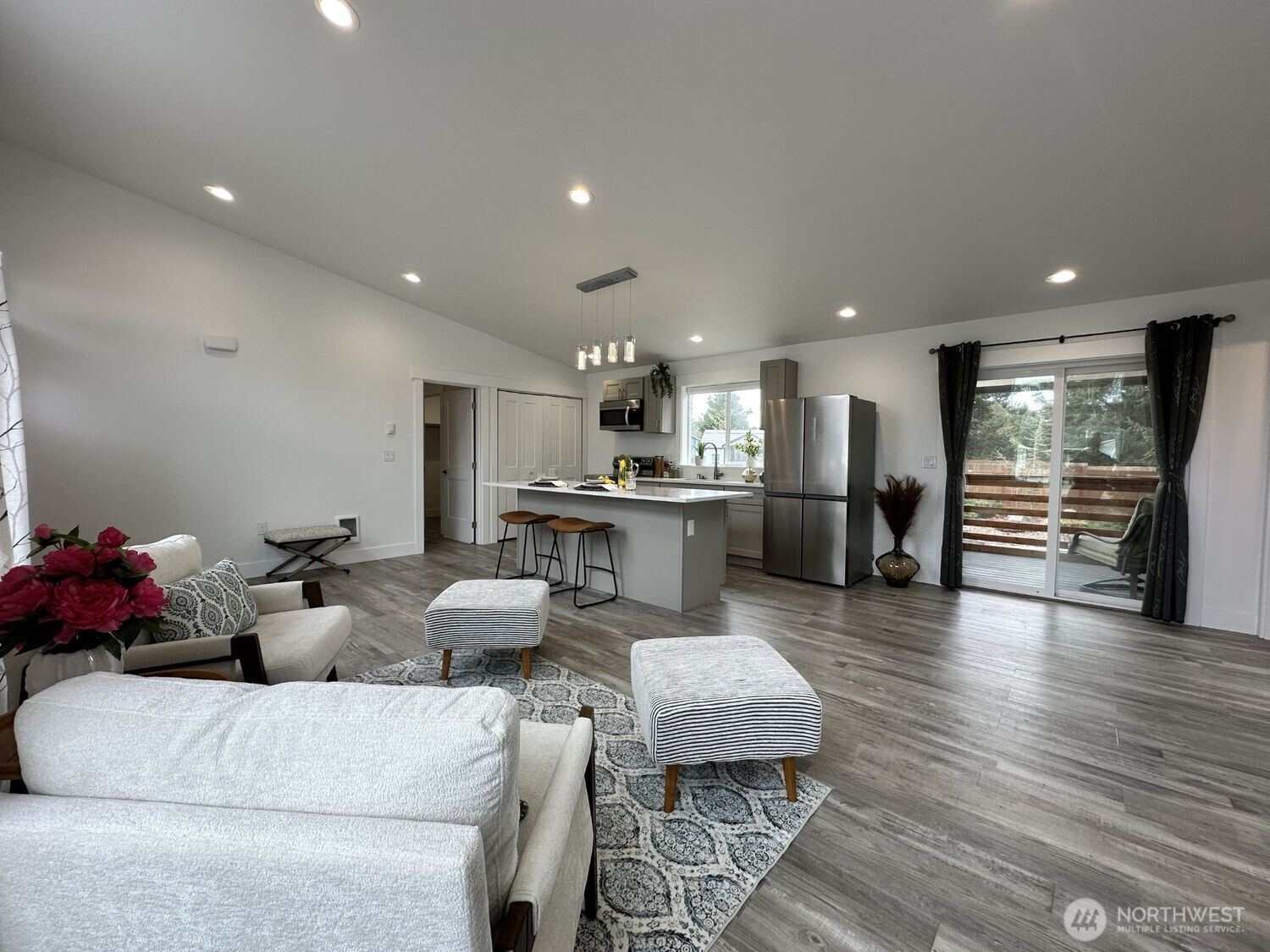 638 Rainbow Ct NE , Ocean Shores, WA 98569