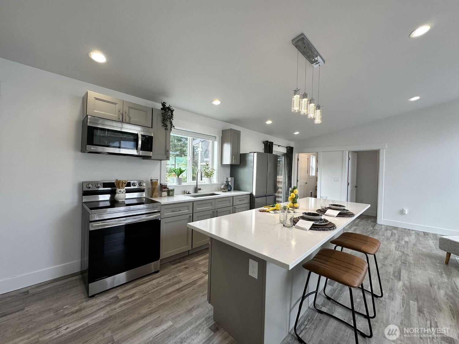 638 Rainbow Ct NE , Ocean Shores, WA 98569