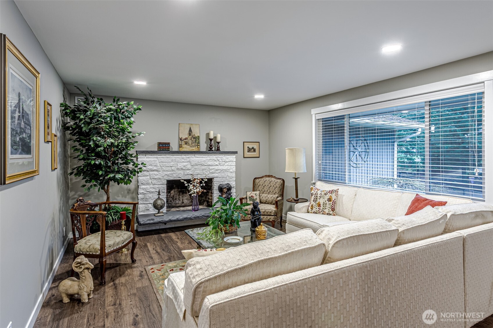 3614 West Tapps Drive E, Lake Tapps, WA 98391