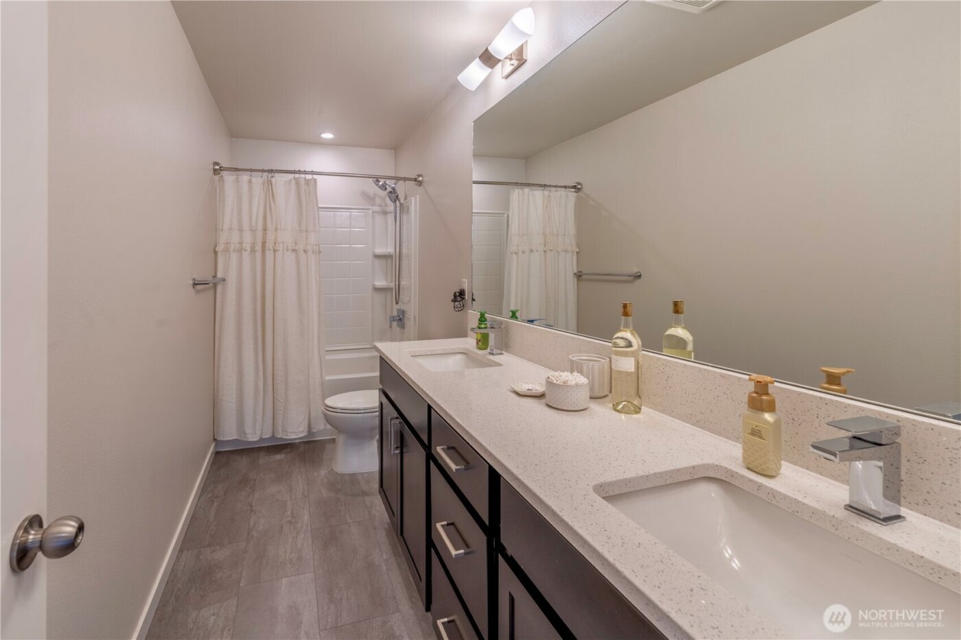 120 Valley Creek Drive , Port Angeles, WA 98362