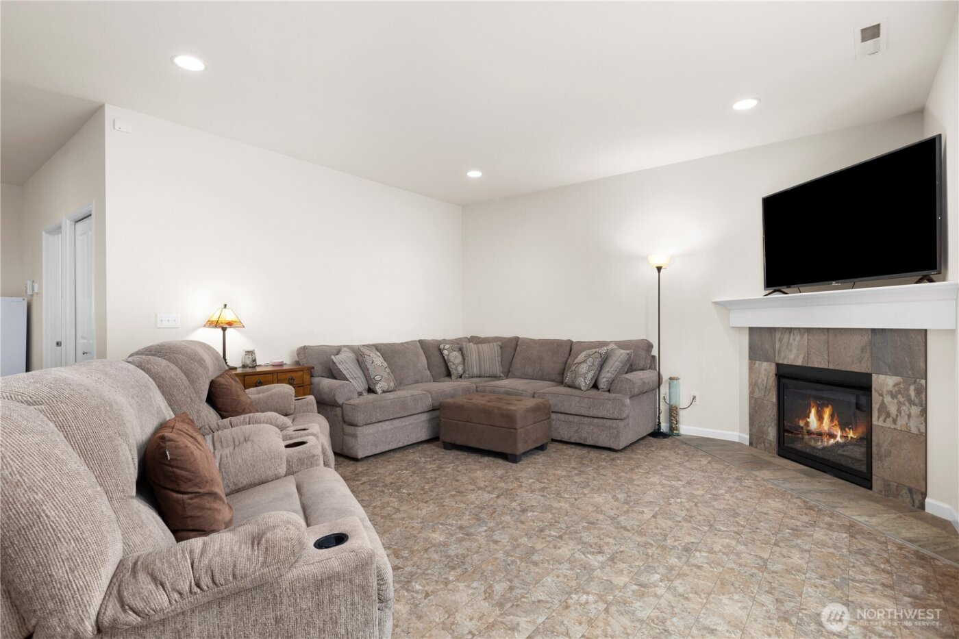 7913 152nd Street Ct E, Puyallup, WA 98375-8470