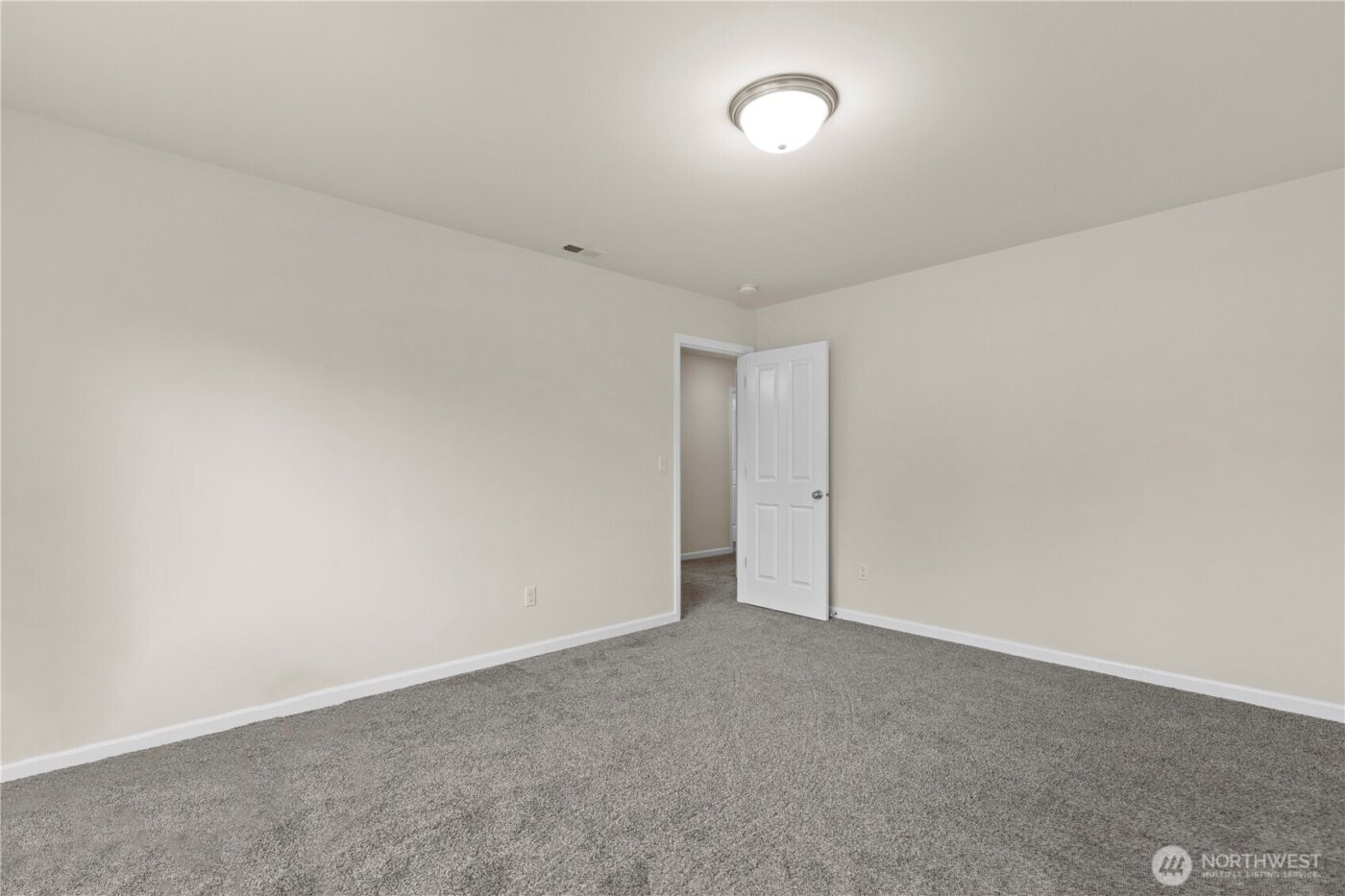 7913 152nd Street Ct E, Puyallup, WA 98375-8470