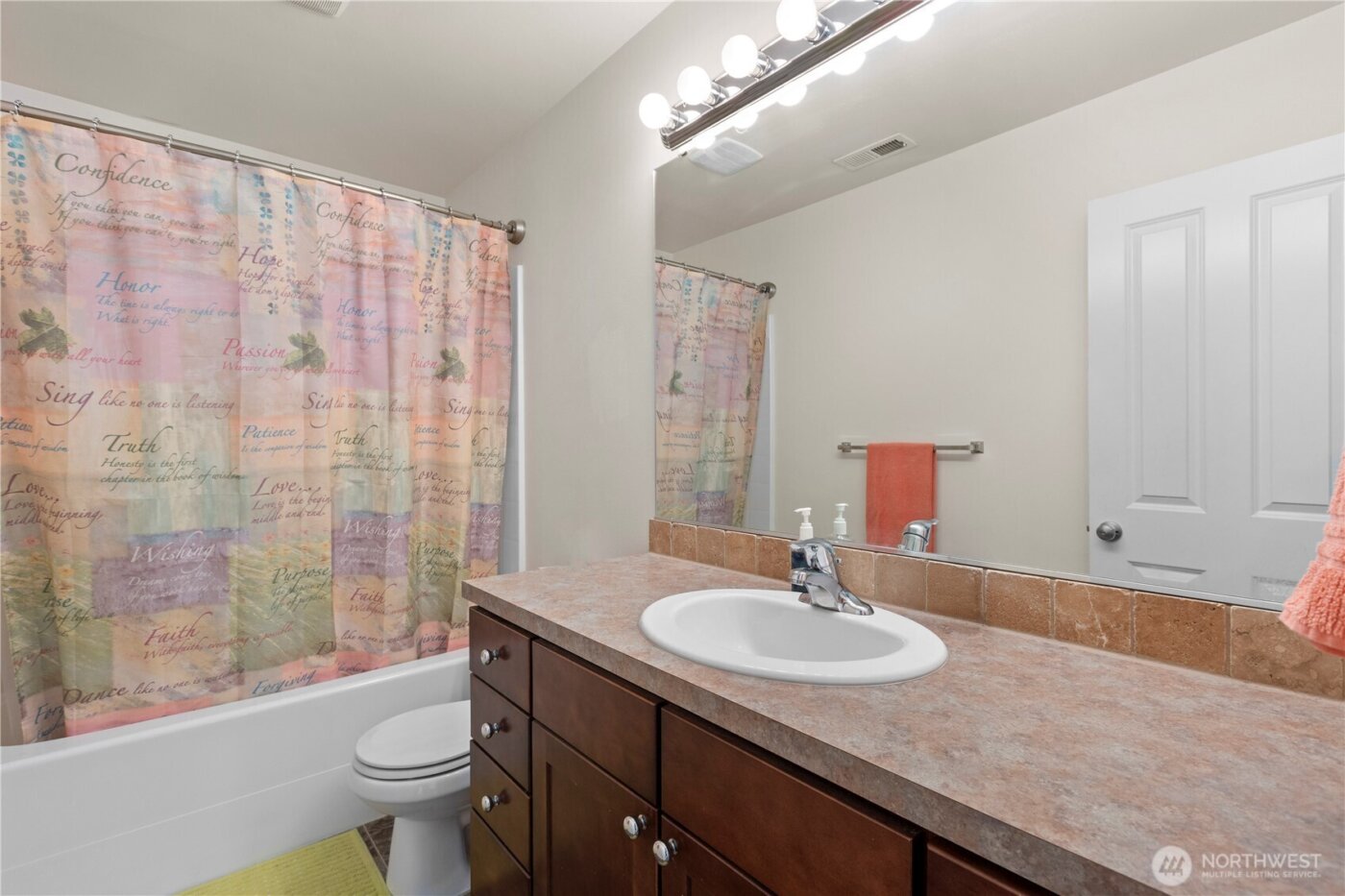 7913 152nd Street Ct E, Puyallup, WA 98375-8470