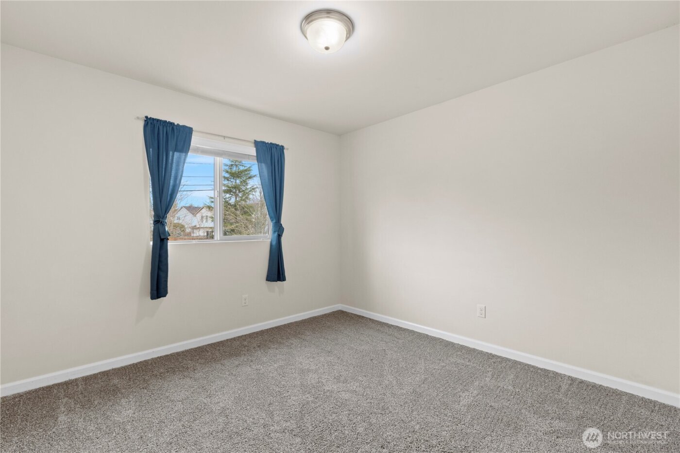 7913 152nd Street Ct E, Puyallup, WA 98375-8470