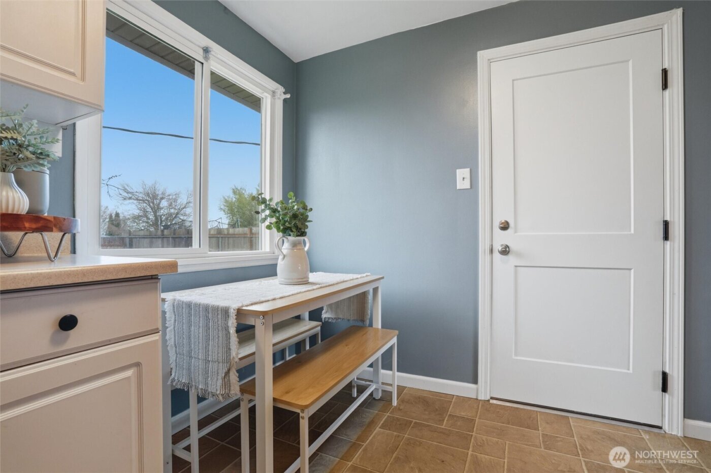 2012 Nipsic Avenue , Bremerton, WA 98310