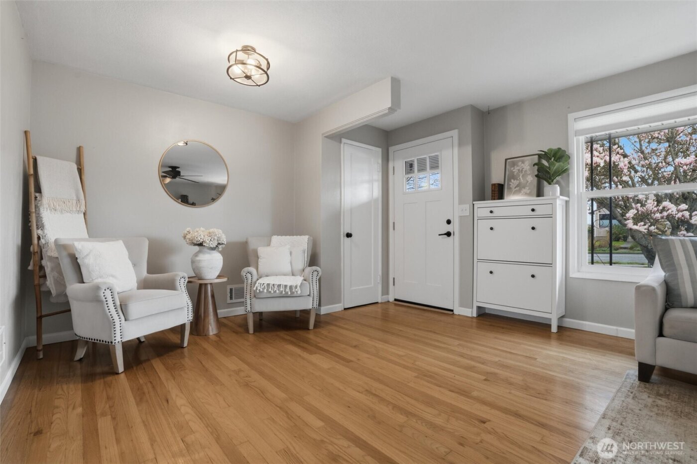 2012 Nipsic Avenue , Bremerton, WA 98310