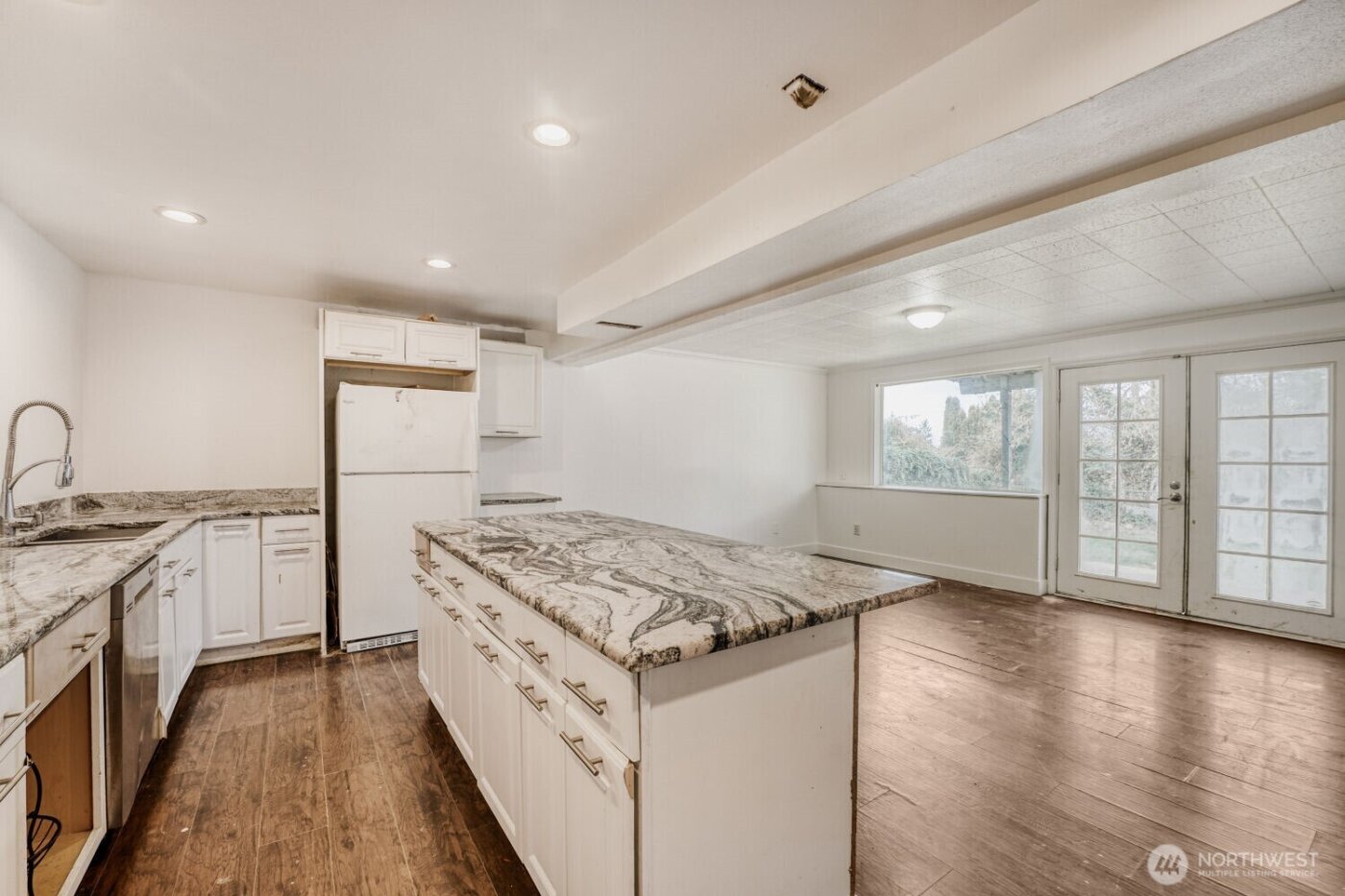 28015 22nd Avenue S, Federal Way, WA 98003-9278