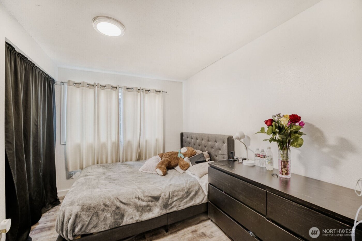 28015 22nd Avenue S, Federal Way, WA 98003-9278