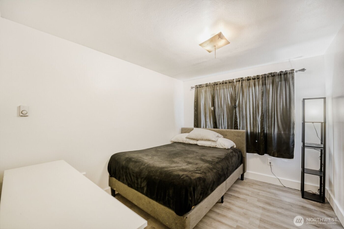 28015 22nd Avenue S, Federal Way, WA 98003-9278