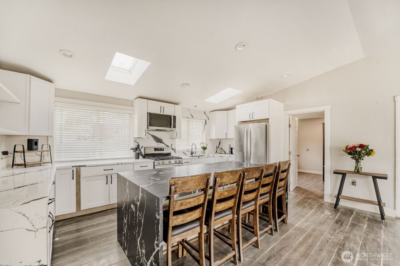 28015 22nd Avenue S, Federal Way, WA 98003-9278