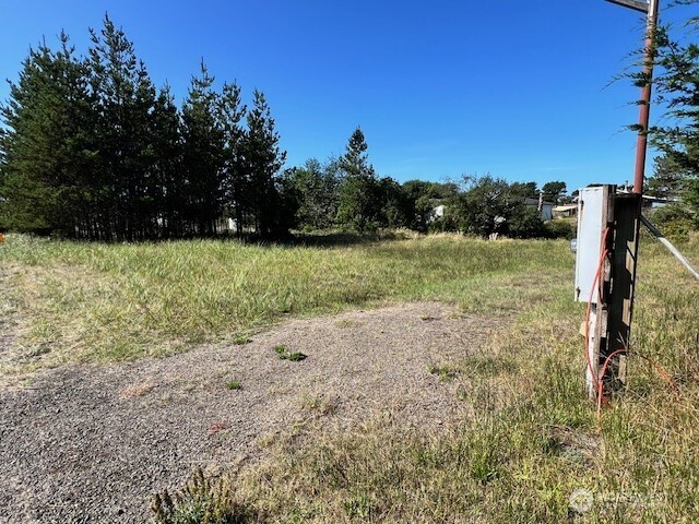 30305 I Street , Ocean Park, WA 98640