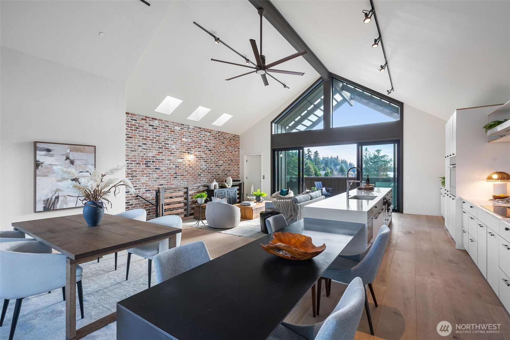 4566 Flying Goat Avenue NE #C220, Bainbridge Island, WA 98110