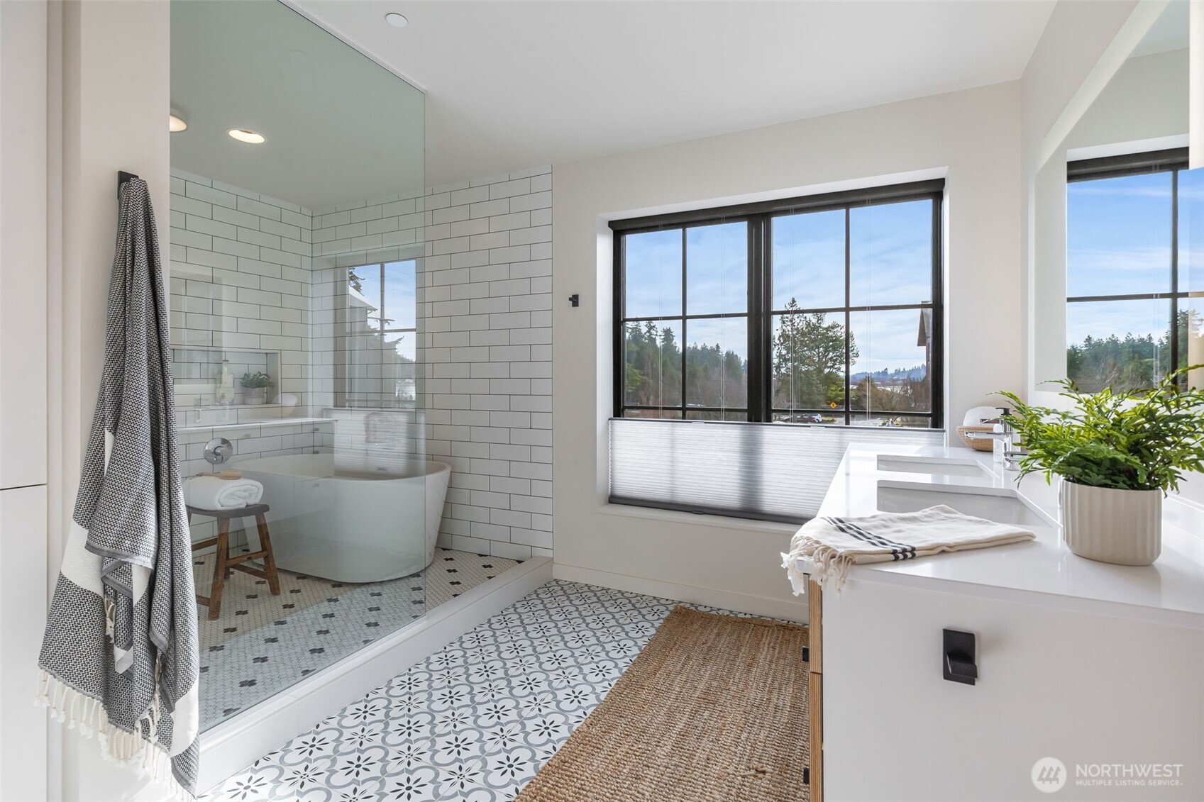 4566 Flying Goat Avenue NE #C220, Bainbridge Island, WA 98110