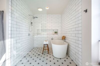 4566 Flying Goat Avenue NE #C220, Bainbridge Island, WA 98110 - Photo 16